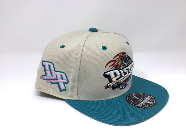Detroit Pistons Hop On Vintage Logo Fitted Hat