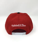 Mitchell & Ness Hat Detroit Pistons Red & White Snapback Hat 08024833