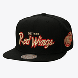 Mitchell & Ness Hat Detroit Red Wings Black Cream Script Snapback Hat