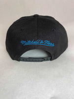 Mitchell & Ness Hat NBA Core Snapback Pistons Black w/Vintage Logo 697589643904