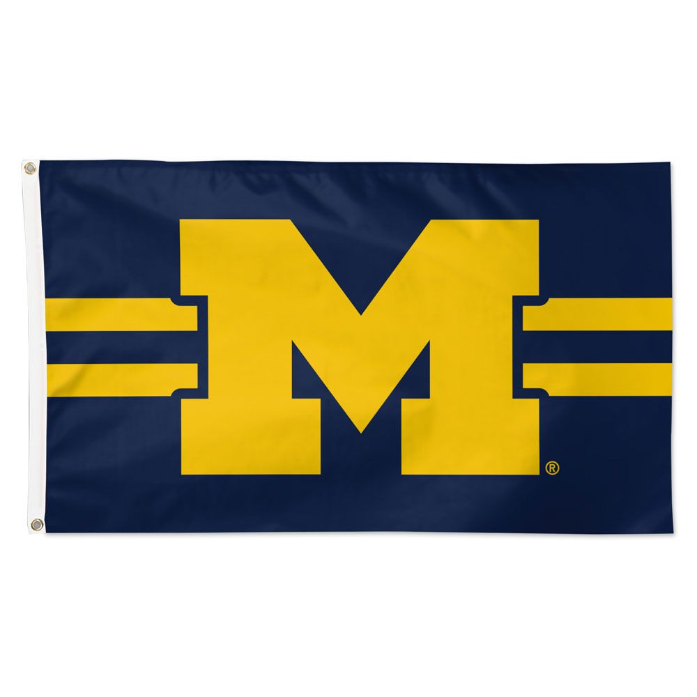 Michigan Wolverines Flag - Deluxe 3' x 5'